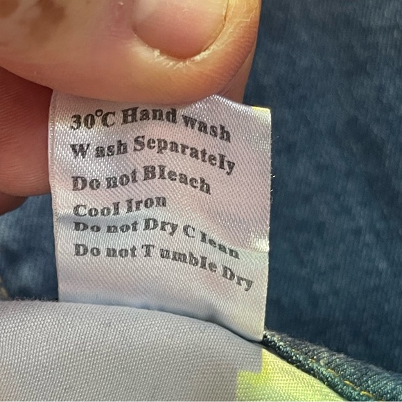 True love Denim Shorts Overalls Womens Size XL Blue Distressed  Bib Overalls - Picture 6 of 10